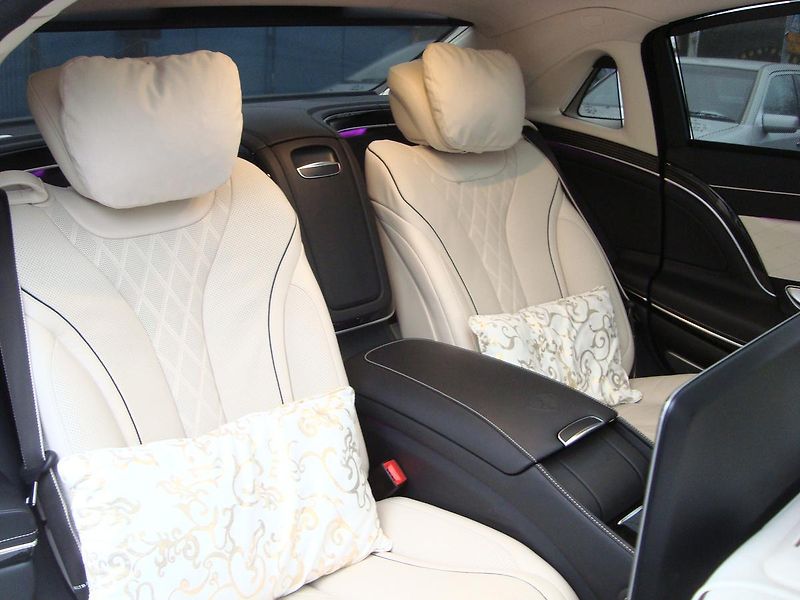 Mercedes-Benz Třídy S (2018) Maybach 560 4-Matic,ČR,1.Maj - fotka 37 z 77