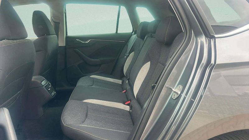 Škoda Kamiq Top Selection 1,0TSI 85kW MT6/ - fotka 7 z 25