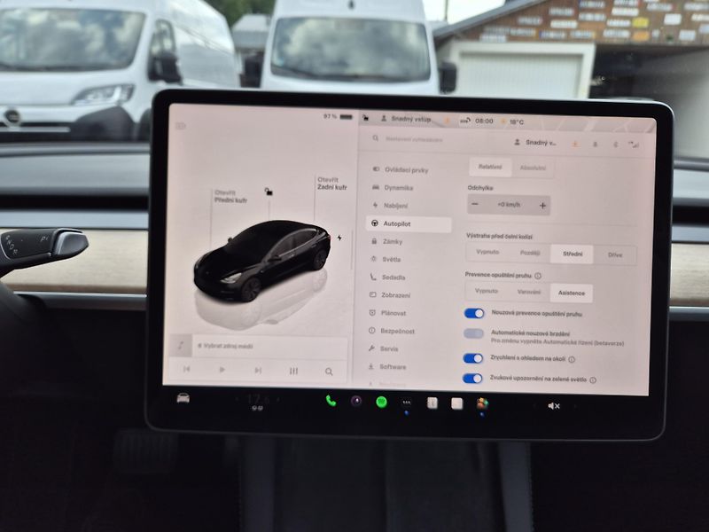 Tesla Model 3 STANDART RANGE 208kw SOH 94% - fotka 24 z 49