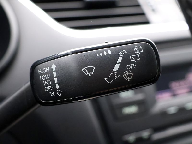 Škoda Octavia 2,0 TDI 110kW Elegance CZ - fotka 18 z 33