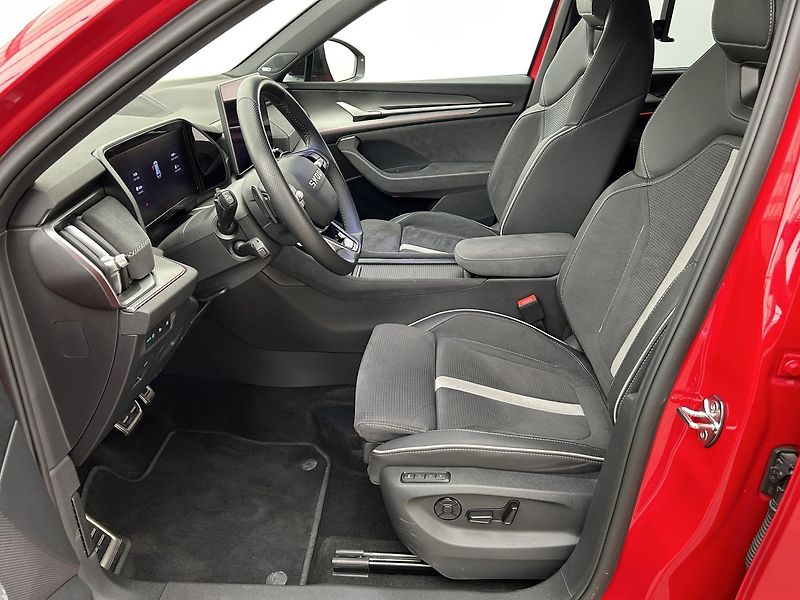 Škoda Kodiaq 2.0 TDI 4x4 SportLine - fotka 25 z 33
