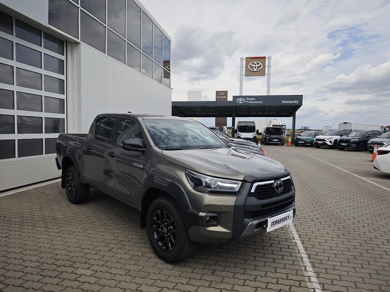 Toyota Hilux (2025) 2.8 D (204 k), 4x4 Invincible - fotka 4 z 18
