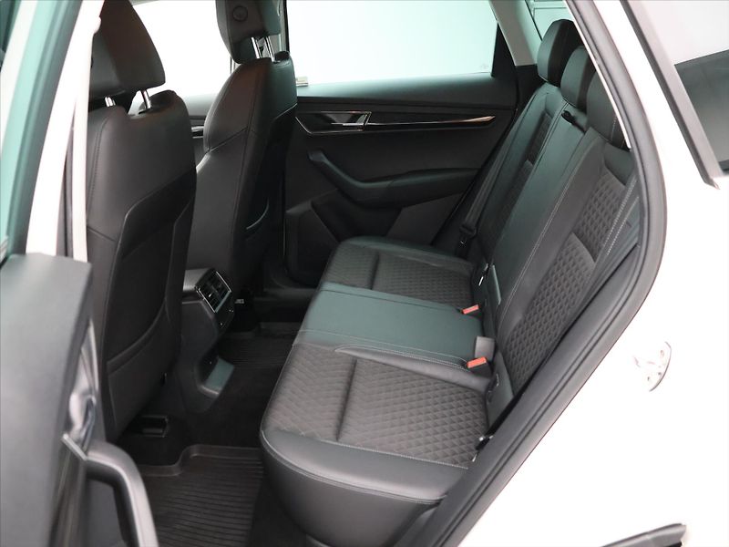 Škoda Karoq 1.6 TDI 85kW Style+ DSG DPH CZ - fotka 15 z 32
