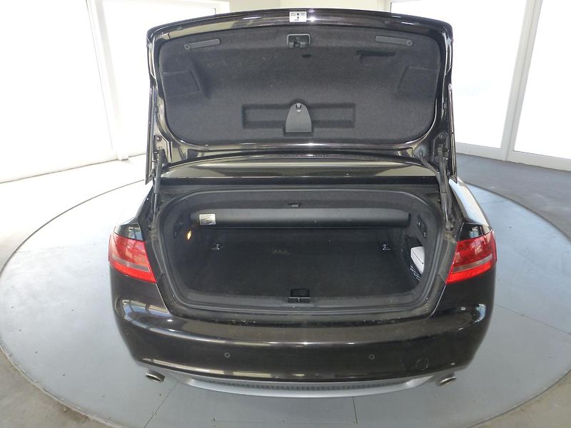 Audi A5 (2011) 3,0TDI*ALU*NAVI**CABRIO - fotka 19 z 23