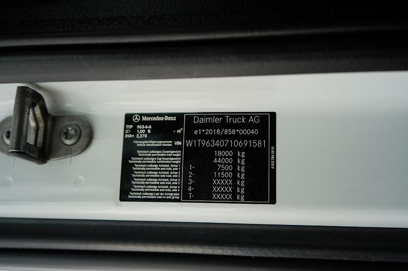 Mercedes-Benz Actros (2023) L / 1848 / E 6 / MP 5 / ACC /  - fotka 11 z 52