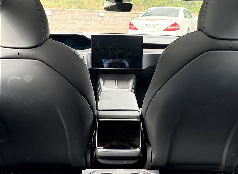 Tesla Model S LR AWD Vzduch Pano Tažné Kam - fotka 17 z 19