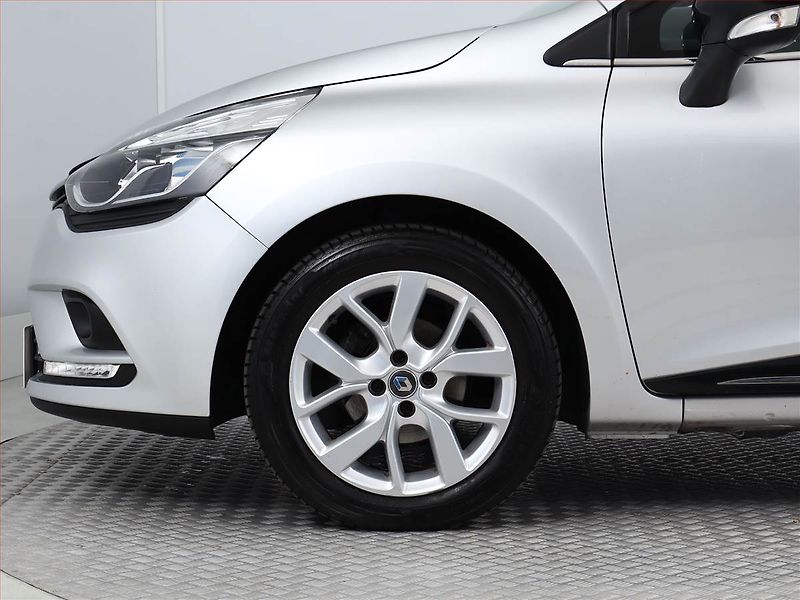 Renault Clio (2019) 0.9 TCe, ČR,1.maj, Navi - fotka 13 z 18
