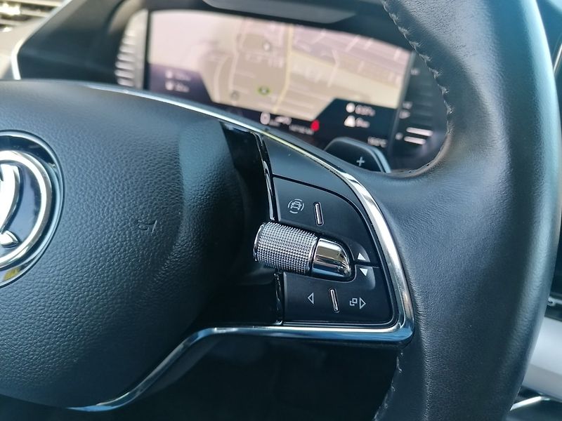 Škoda Octavia (2021) 1.4 TSi iV PHEV 150kW Plug in - fotka 16 z 39