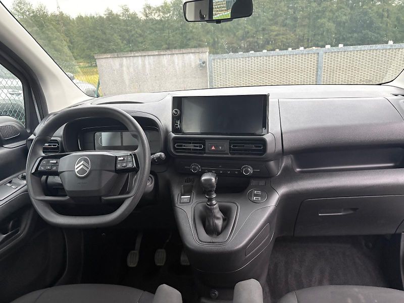 Citroën Berlingo (2024) 1.2 Plus  - fotka 13 z 14