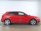 Audi A3 (2019) Attraction 2.0 TDI, 4X4 - náhled 6