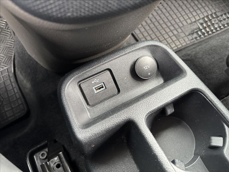 Ford Transit Connect 1,5 EcoBlue 88kW Trend L2 - fotka 27 z 32