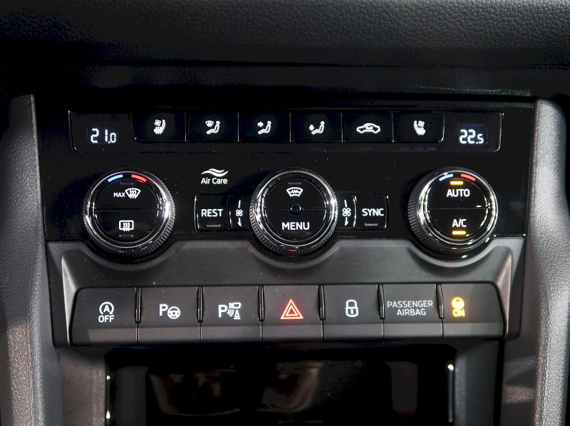 Škoda Kodiaq (2023) LAURIN&KLEMENT 2.0TSI 140KW 4x - fotka 34 z 45
