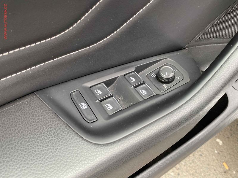 Volkswagen Passat (2019) 2.0TDi, 1.maj,ČR, Elegance - fotka 13 z 19