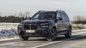 X7 představuje u bavorské automobilky vrchol nabídky mezi SUV.
