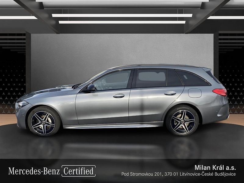 Mercedes-Benz Třídy C C 300 de 4MATIC - fotka 2 z 26