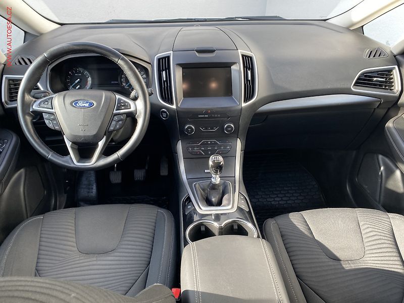 Ford S-MAX (2016) 2.0 TDCi, AC, tempo - fotka 8 z 18