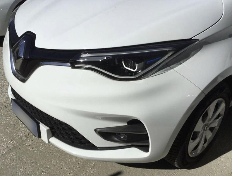 Renault ZOE (2022) Life 22 kW AC - fotka 2 z 6