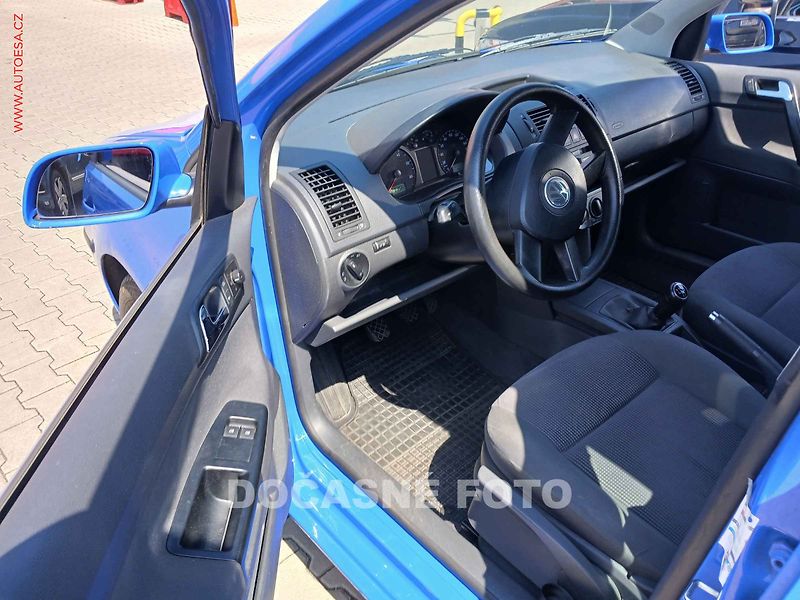 Volkswagen Polo (2005) 1.2i, ČR, AC - fotka 3 z 3