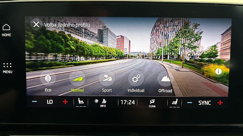 Škoda Octavia 2.0 TDI DSG 4x4 Scout Combi - fotka 28 z 28
