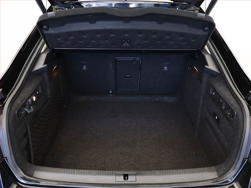Škoda Superb (2016) Laurin&Klement 2.0 TDI 4x4 - fotka 12 z 22