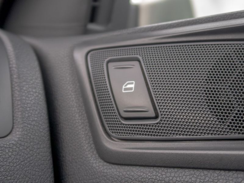 Škoda Octavia (2011) ČR 2.0TDI 103KW – VÝHŘEV - fotka 28 z 42