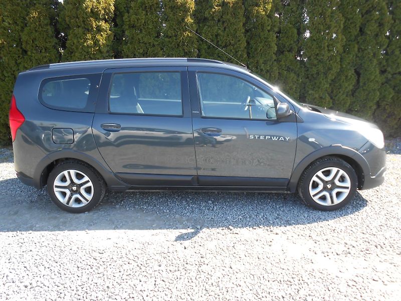 Dacia Lodgy STEPWAY,7Míst,NAVI,75TKm!! - fotka 4 z 36