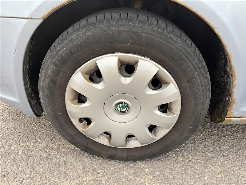 Škoda Octavia 1,6 MPi LPG PLATNOST 10/2033 - fotka 32 z 32