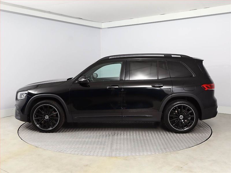 Mercedes-Benz GLB (2020) AMG line 250 4MATIC - fotka 3 z 19