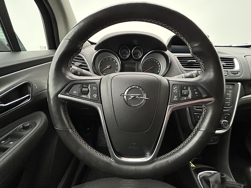 Opel Mokka 1.4 T Enjoy - fotka 14 z 22