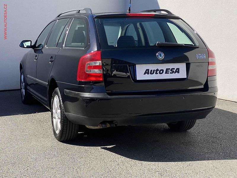 Škoda Octavia (2007) 1.9TDi, 2.maj,ČR, Xenon - fotka 6 z 17