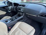 Jaguar F-Pace (2017) 2.0D, 132 kW - náhled 19