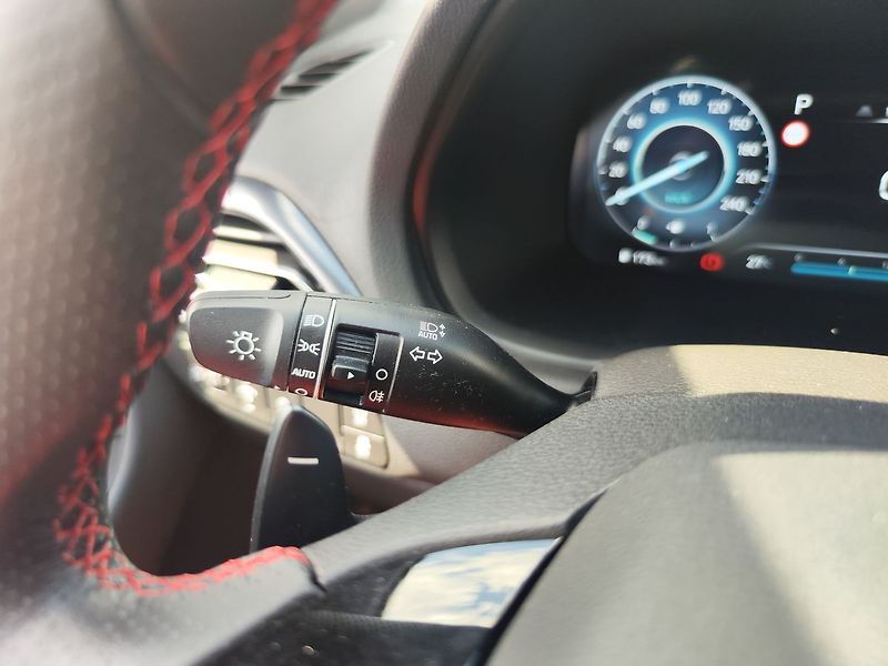 Hyundai i30 1.5 T-GDI/103kW N-Line DCT - fotka 27 z 32