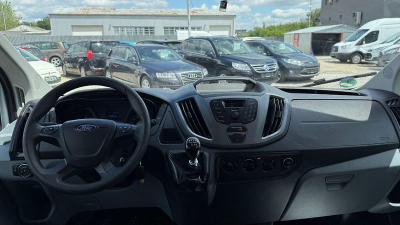 Ford Transit Courier (2018) 2.0TDCi 77kW *L3*9míst* - fotka 18 z 21