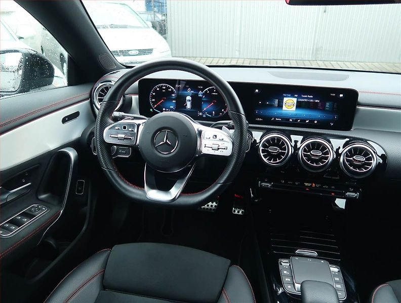 Mercedes-Benz CLA (2022) AMG Paket 200 - fotka 7 z 15