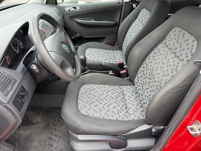 Škoda Fabia 1,4i Tažné - fotka 11 z 19