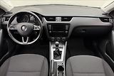Škoda Octavia 1,6 TDi 6ST. MAN. NAVI SENZORY - náhled 7