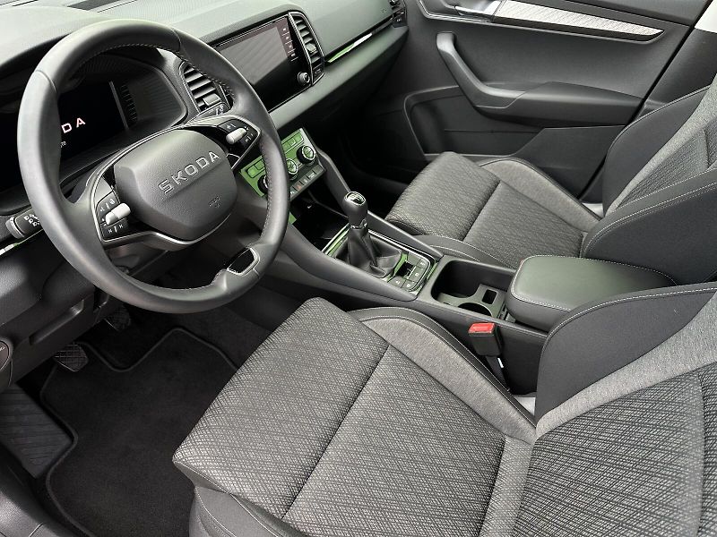 Škoda Karoq 1.5TSi Top & Selection 150PS L - fotka 12 z 43