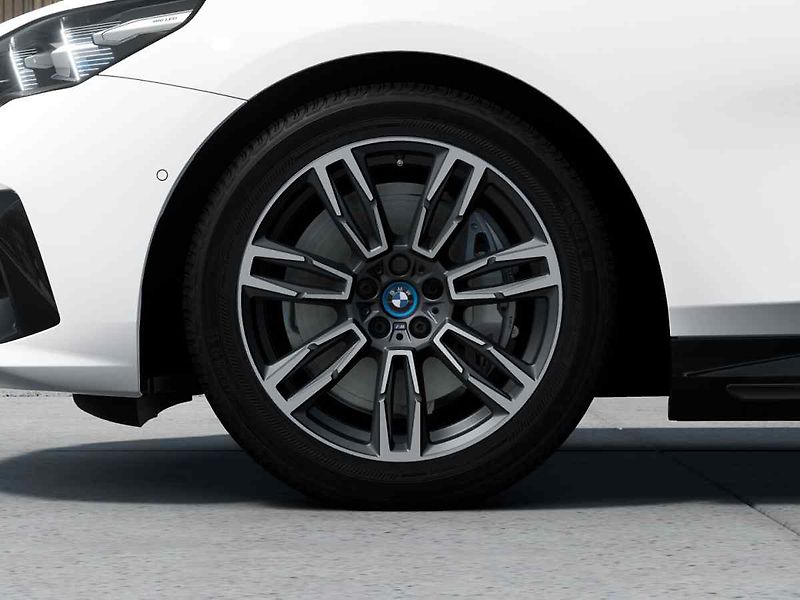 BMW i5 (2026) - fotka 4 z 10