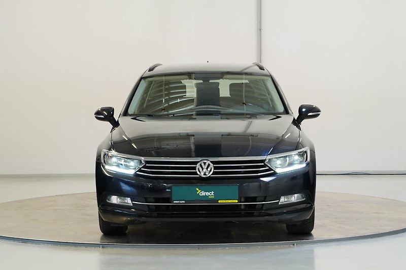 Volkswagen Passat - fotka 4 z 28