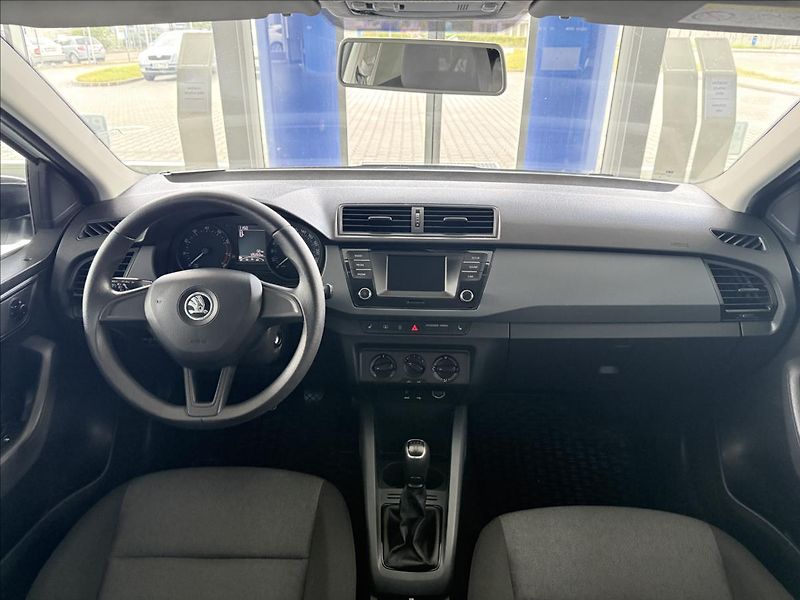 Škoda Fabia 1,2   TSI 66kW,WEBASTO - fotka 8 z 24