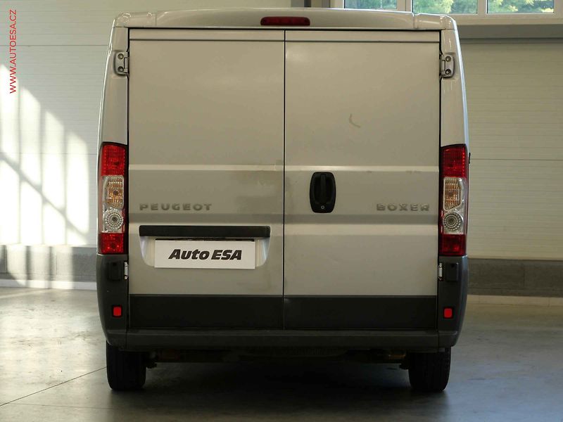 Peugeot Boxer (2012) 2.2HDi L1H1 - fotka 5 z 17