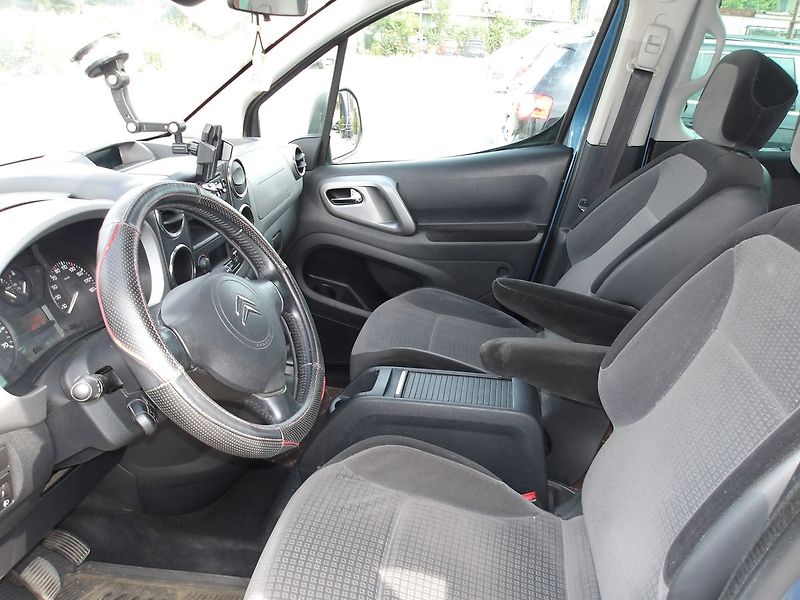 Peugeot Partner Tepee 1,6HDi MULTISPACE(2xšoupačky) - fotka 19 z 33