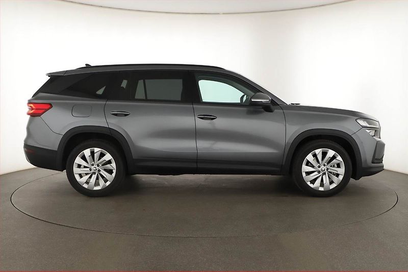 Škoda Kodiaq (2025) 1.5 TSI, Selection, FullLed - fotka 6 z 21