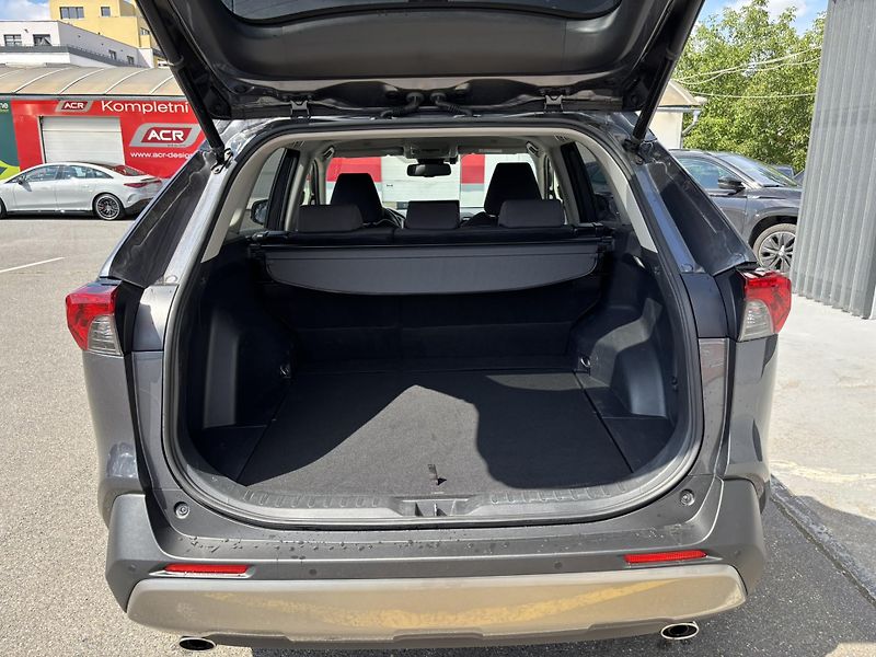 Toyota RAV4 (2023) Comfort 2.0 (129 kW) - fotka 16 z 16