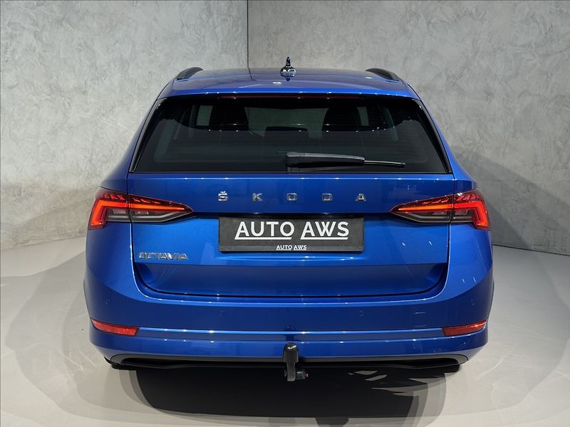 Škoda Octavia 2,0 TDi  DSG Tour Virtual Matr - fotka 9 z 45