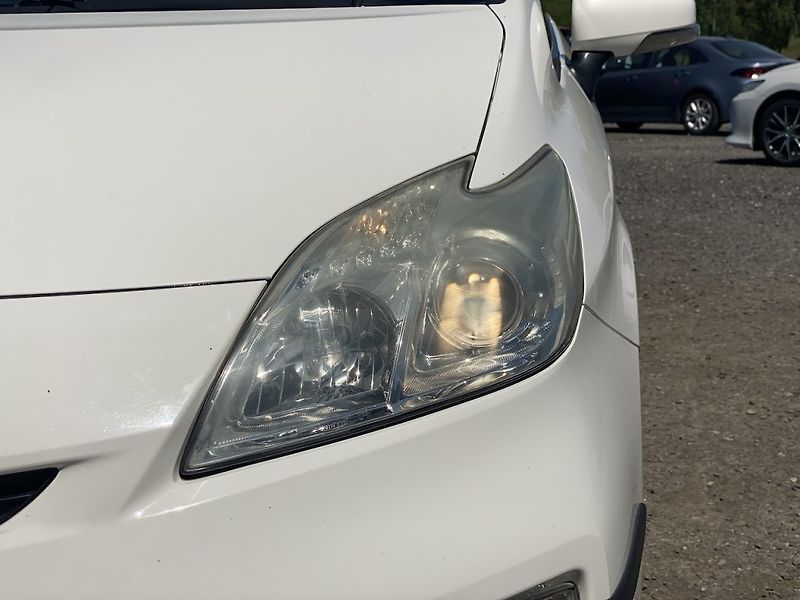 Toyota Prius 1.8HSD, 2x kola, po servisu - fotka 8 z 16