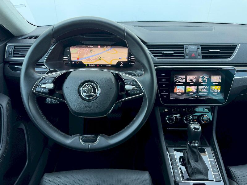 Škoda Superb (2024) 2.0 TDI 147kW 4x4 L&K - fotka 9 z 35
