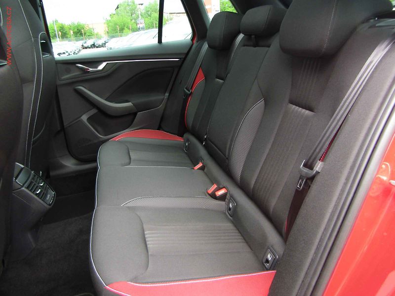 Škoda Kamiq (2021) 1.0 TSi, ČR, Monte Carlo - fotka 10 z 21