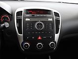 Kia Ceed (2010) 1.4 CVVT, po STK - náhled 10