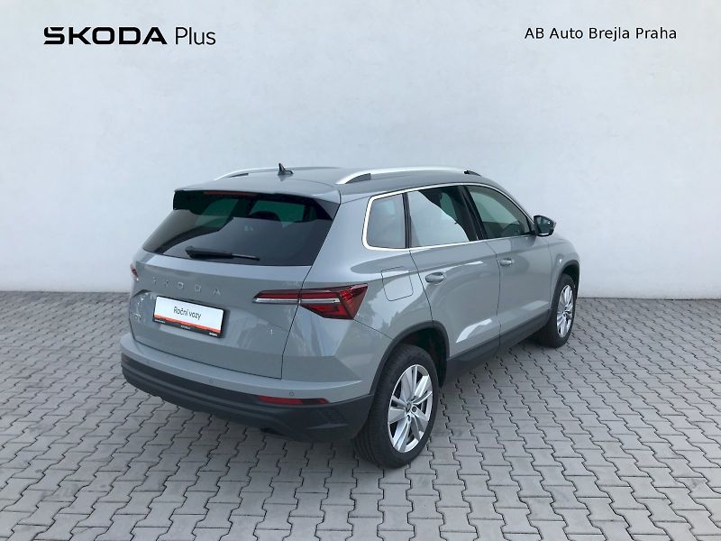 Škoda Karoq (2025) SEL TOP TS 110/1.5 A7F - fotka 2 z 29